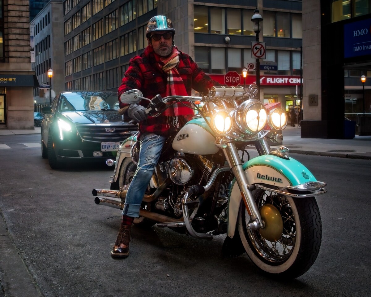 Harley Deluxe